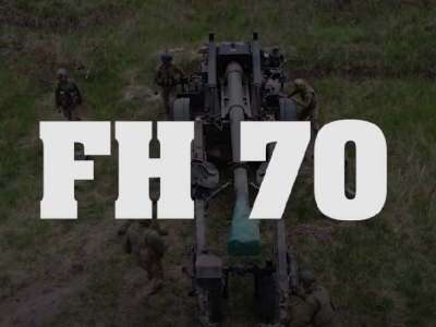 Українські військові показали бойову роботу гаубиць FH70  