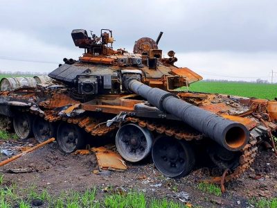 Воїни ЗС України за добу на сході знищили 40 загарбників та 5 танків  