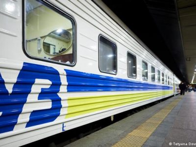 Укрзалізниця призначила на 2 травня три додаткові евакуаційні рейси  