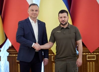 Володимир Зеленський присвоїв польському Жешуву почесну відзнаку «Місто-рятівник»  