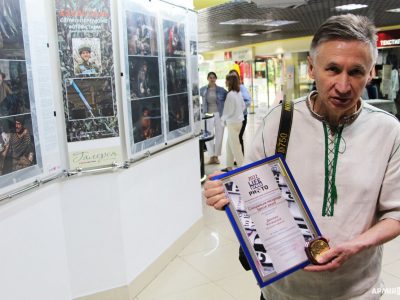 «Азовсталь. Світло переможе»: у Рівному презентували виставку світлин захисника Маріуполя  