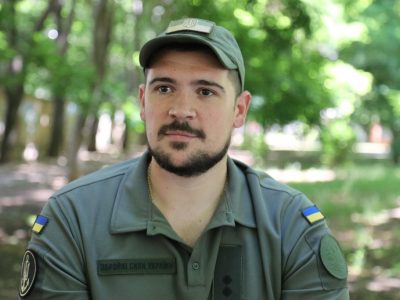 Київський стоматолог «давав по зубах» рашистам на сході  