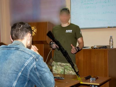 Цивільне населення Полтавщини навчається військової справи  