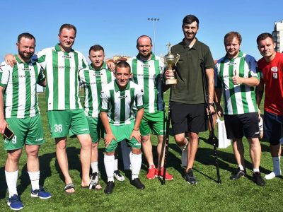 На Закарпатті журналісти зібрали кошти військовим під час мініфутбольних змагань  