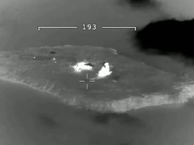 Зміїний: українські військові завдали по острову понад 10 влучних уражень  