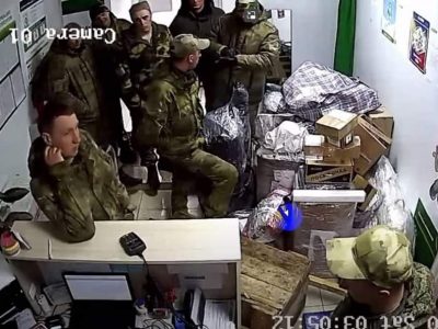 Мародерили від білизни до побутової техніки: 10 російським військовим оголошено підозри  