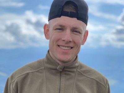 Дружина Героя України продовжує його благородні справи  