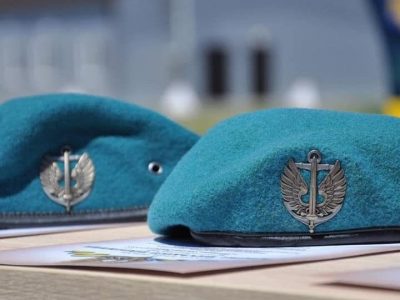 Морпіхи отримали штормові берети на передовій  