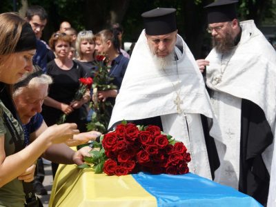 Полтавщина попрощалася з шістьма захисниками України  