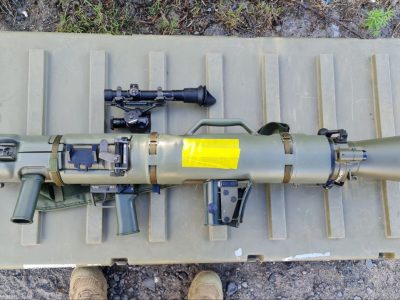 Як користуватися шведським гранатометом Carl Gustaf  