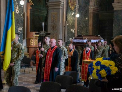 У Львові започаткували міський церемоніал поховання захисників України  