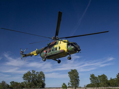 Словаччина передала Україні вертольоти і боєприпаси для «Градів»  