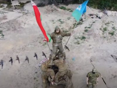 Dog and pony show, або Чому багнет більше не молодець?!  