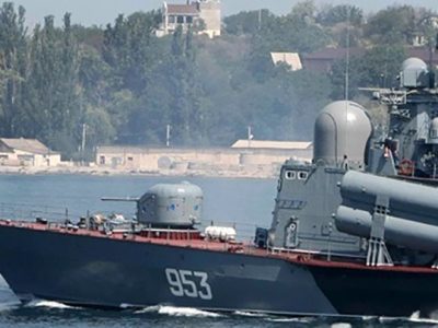 Кораблі рф продовжують блокування морських комунікацій України  