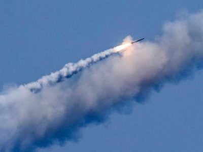 Президент показав наслідки ракетного удару по селу Затока на Одещині  