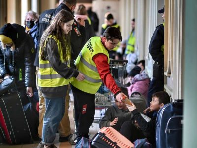 Мінреінтеграції створює коридори для повернення українських громадян  