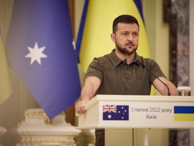 Наше завдання зараз – забезпечити вогневу перевагу ЗСУ – Президент України  