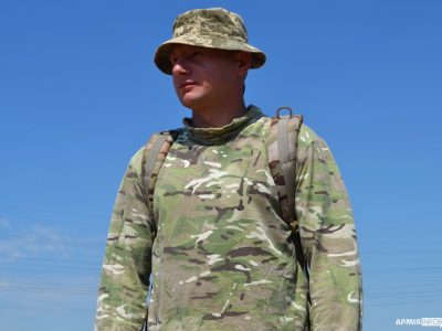 Він учить морпіхів виживати на війні  