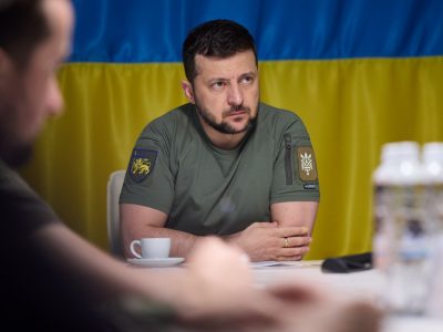 Володимир Зеленський провів нараду щодо ситуації на Дніпропетровщині  