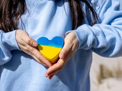 Мінреінтеграції спільно з благодійним фондом підтримує ВПО та соціально незахищених українців  
