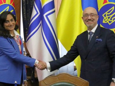 Канада передасть Україні броньовані машини бойової підтримки  