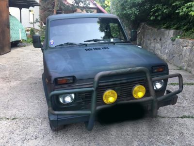 Полтавські волонтери доправили на передову автомобіль, метеостанції та генератори  