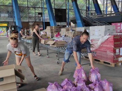 Понад 1180 тонн гумдопомоги передав ЗСУ та цивільному населенню фонд «Фудбенк»  