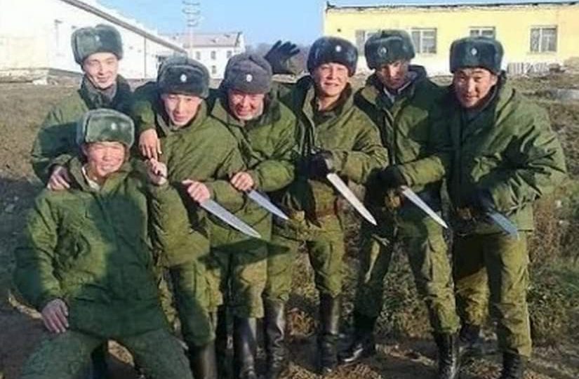 Чурки әйелді блять Чурки әйелді блять