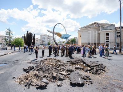 Дипломати 17 країн у Вінниці вшанували пам’ять загиблих  