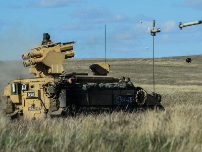 Британський ЗРК Stormer HVM може виявляти літаки на відстані 18 км  