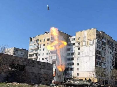 росіяни використовують кориговані боєприпаси «Смельчак»: що про них відомо  