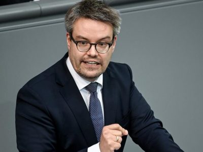 Німеччина шокована воєнними злочинами росії і фінансує розслідування  