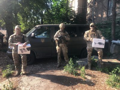 ЗСУ отримали сотні дронів та інших девайсів від литовських волонтерів  