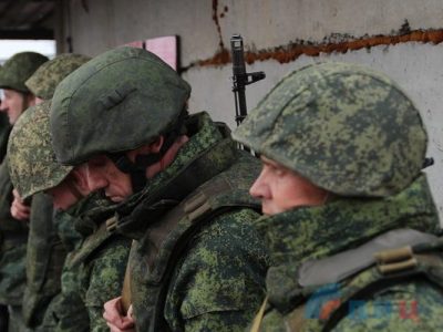 окупанти зосереджують основні зусилля поблизу Бахмута й Новопавлівського  