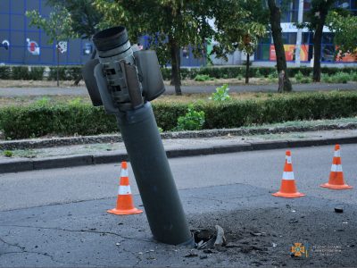росіяни вдарили по Київському району Харкова  