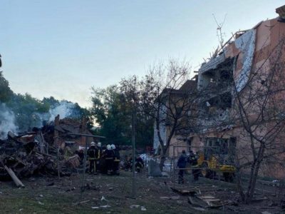 У Харкові росармія вдарила «Іскандером» по гуртожитку для цивільних – 7 загиблих