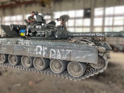 Трофейний Т-80 поповнив парк техніки князя Костянтина Острозького