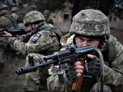 90% українців довіряють військовим ЗСУ − результат опитування  