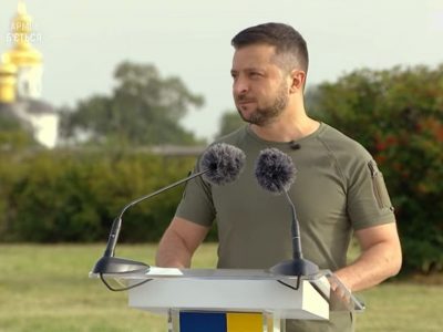 Президент узяв участь у заході з нагоди Дня Державного прапора України