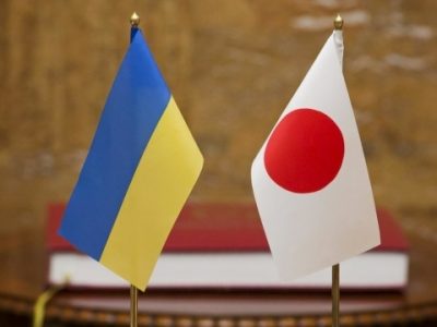 Україна отримає безпілотники та фургони від Японії  