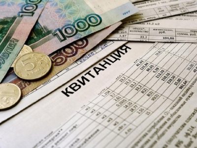 Херсонців погрозами змушують сплачувати рублями за фейковими квитанціями  