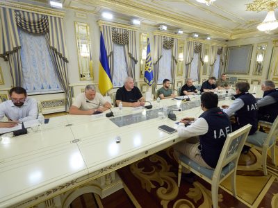 Президент України зустрівся з генеральним директором МАГАТЕ  