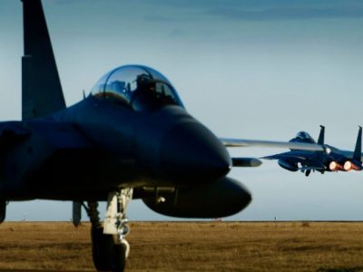 Авіація ЗСУ знищила два опорних пункти та два райони зосередження техніки ворога  