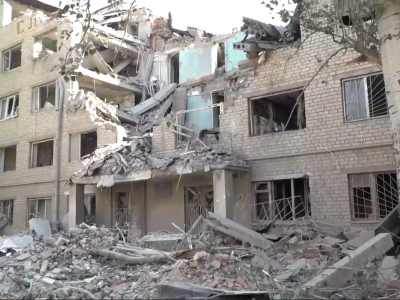 Після потужних вибухів у Миколаєві виникла пожежа  