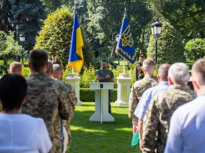 Президент вручив військовослужбовцям ЗСУ найвищі державні нагороди  