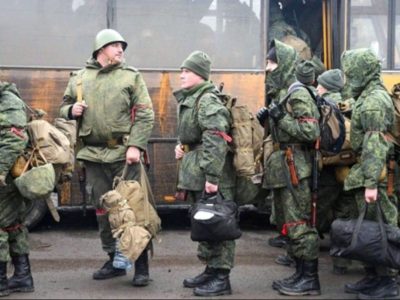 «Плюшки» для «чмобіків»: баран, дрова та овочевий набір  