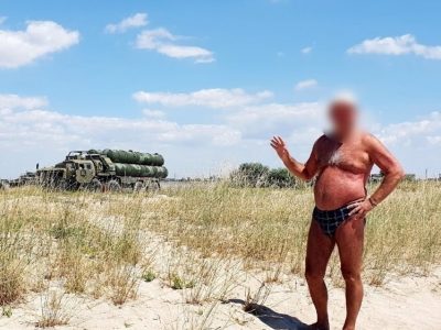 Російські туристи продовжують допомагати ЗСУ у Криму  