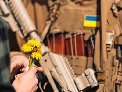 Наш народ ніколи не забуде кожного, хто віддав життя за Україну – глава держави  