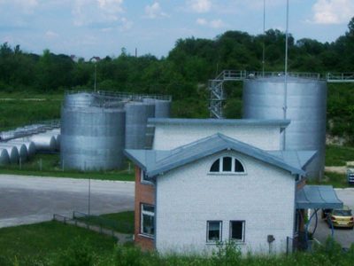 Власнику мережі АЗС повідомлено про підозру у пособництві державі-агресору  