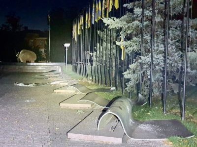 Нікополь армія рф накрила «Градами»: пошкоджено будинки, лікарні, школа, музей  